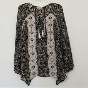 Democracy blouse animal print pullover long sleeve w/elastic,sheer lightweight